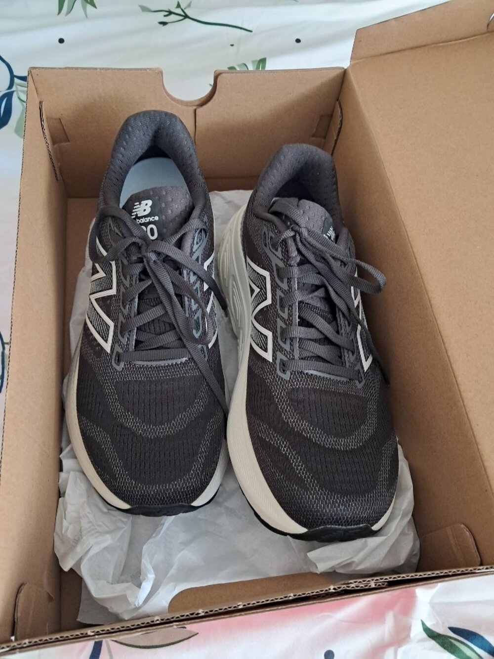 Womens' New Balance 880 shoes - Picture 3 of 9